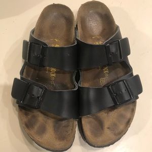 Birkenstock’s Arizona black
